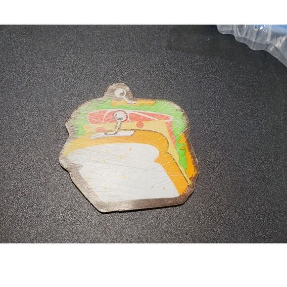 VTG Tupperware Refrigerator Magnets (2) & Quick Shake Key Chain Set of 3 SEALED - Picture 5 of 5